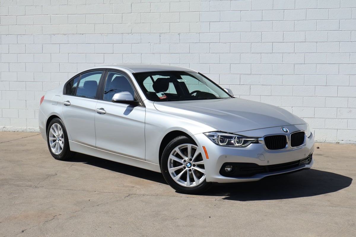 2018 BMW 3 Series 320i
