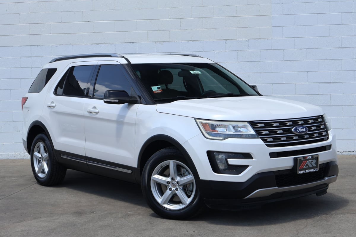 2016 Ford Explorer