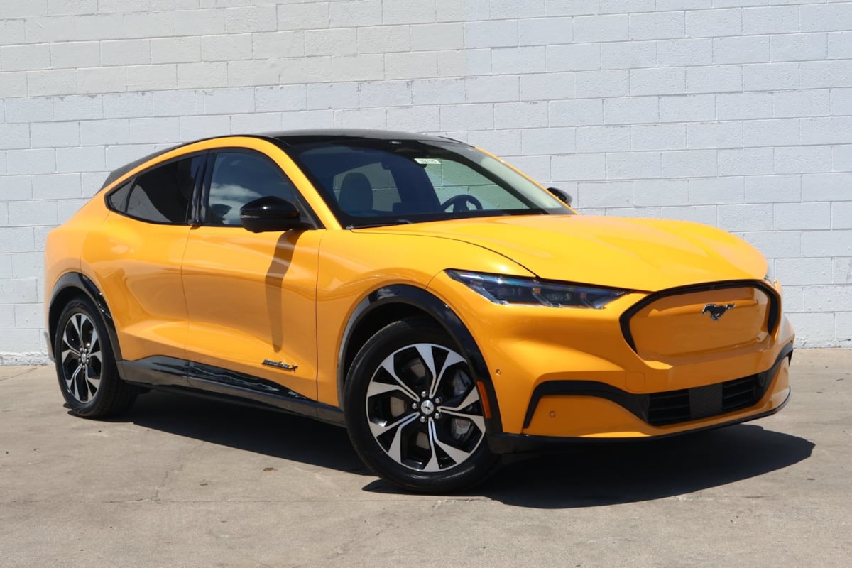2023 Ford Mustang Mach-E Premium RWD