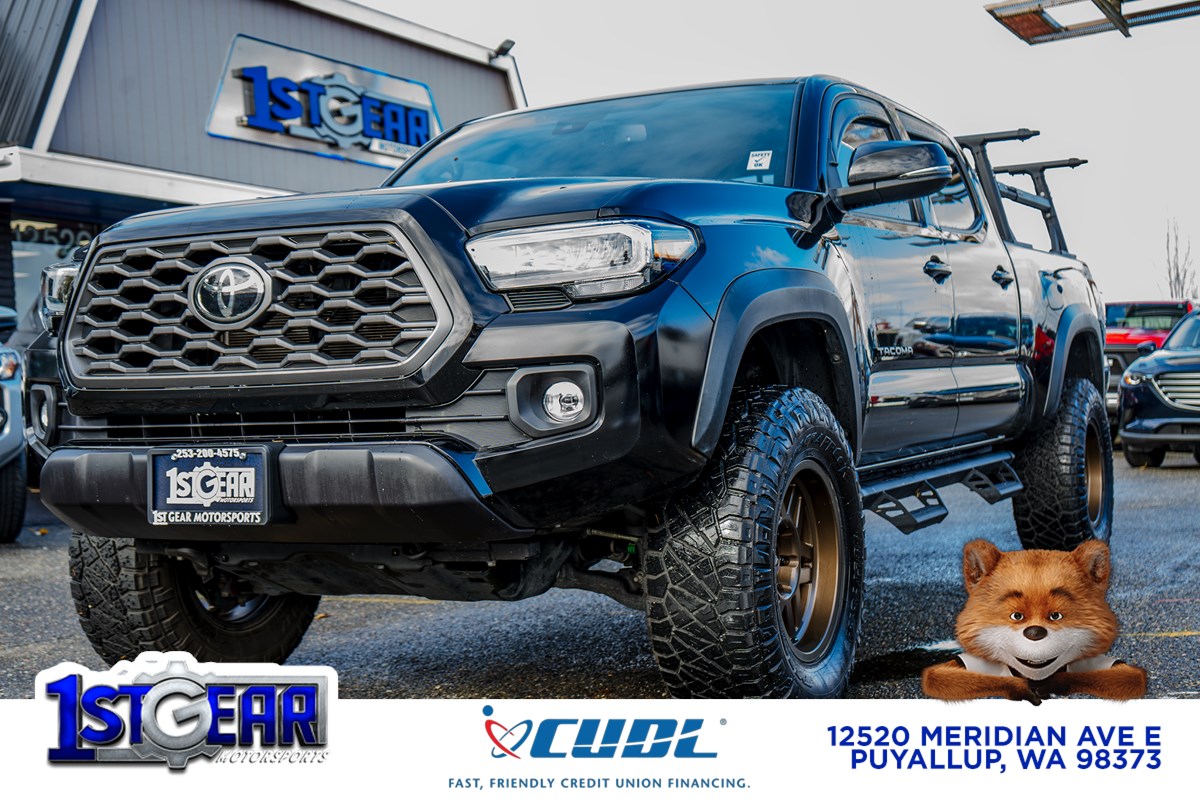 2023 Toyota Tacoma TRD Off Road's photo