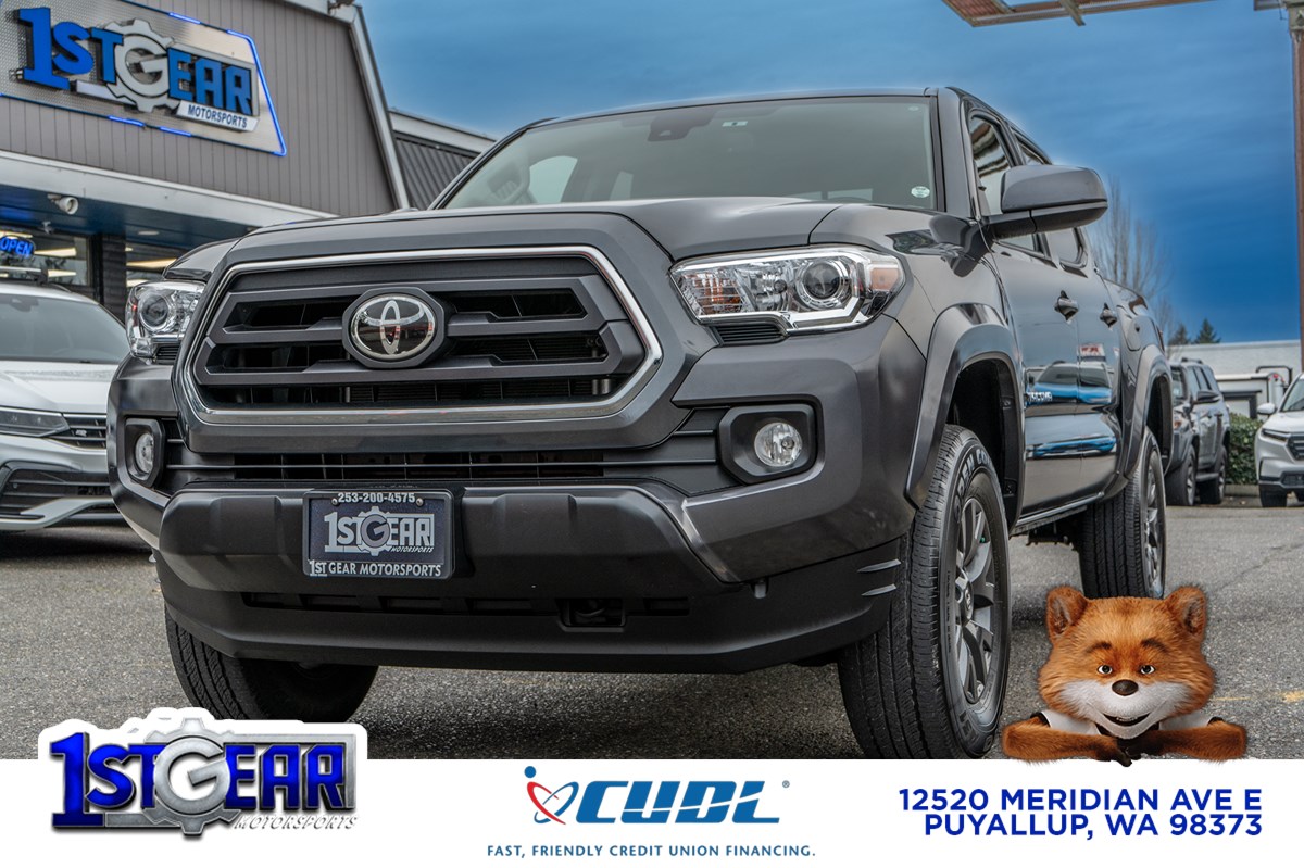 2022 Toyota Tacoma SR5's photo
