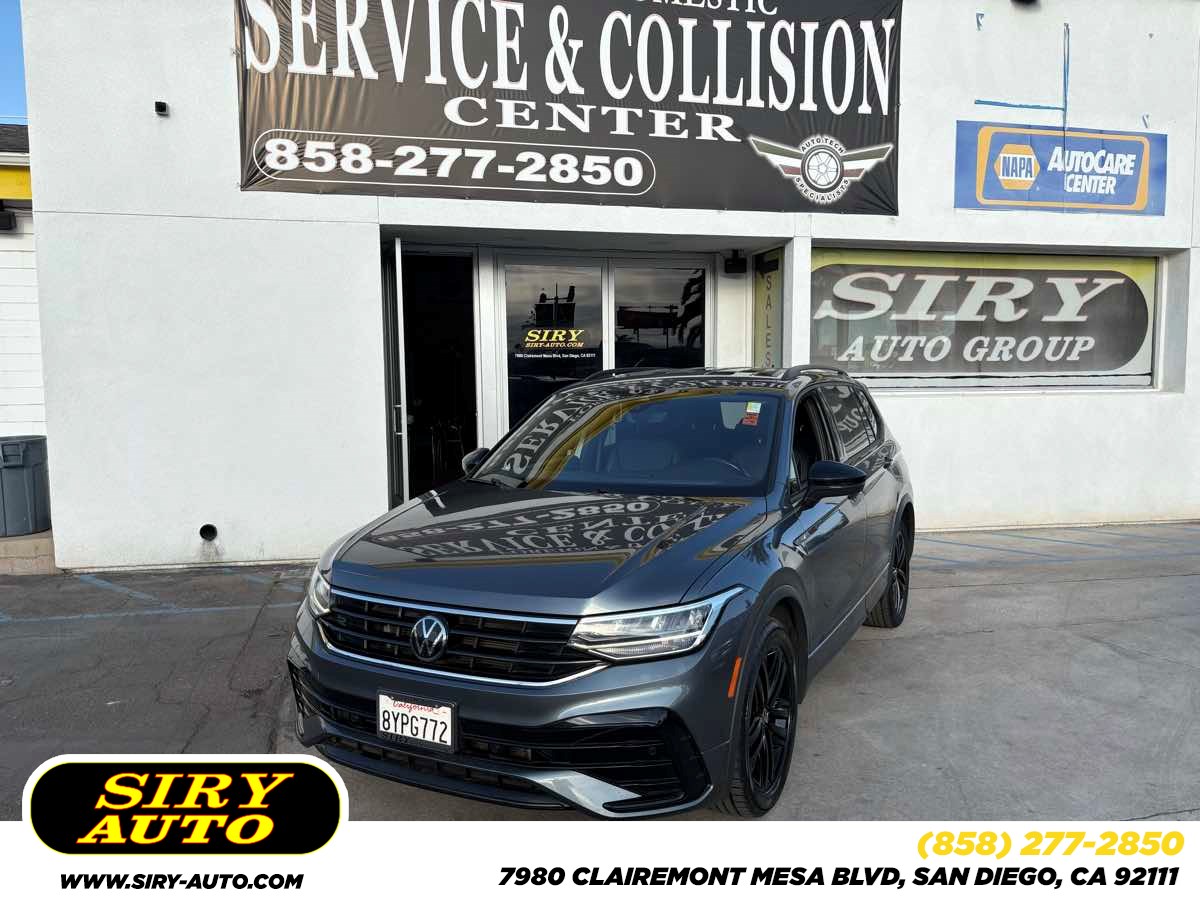 2022 Volkswagen Tiguan SE R-LINE BLACK's photo