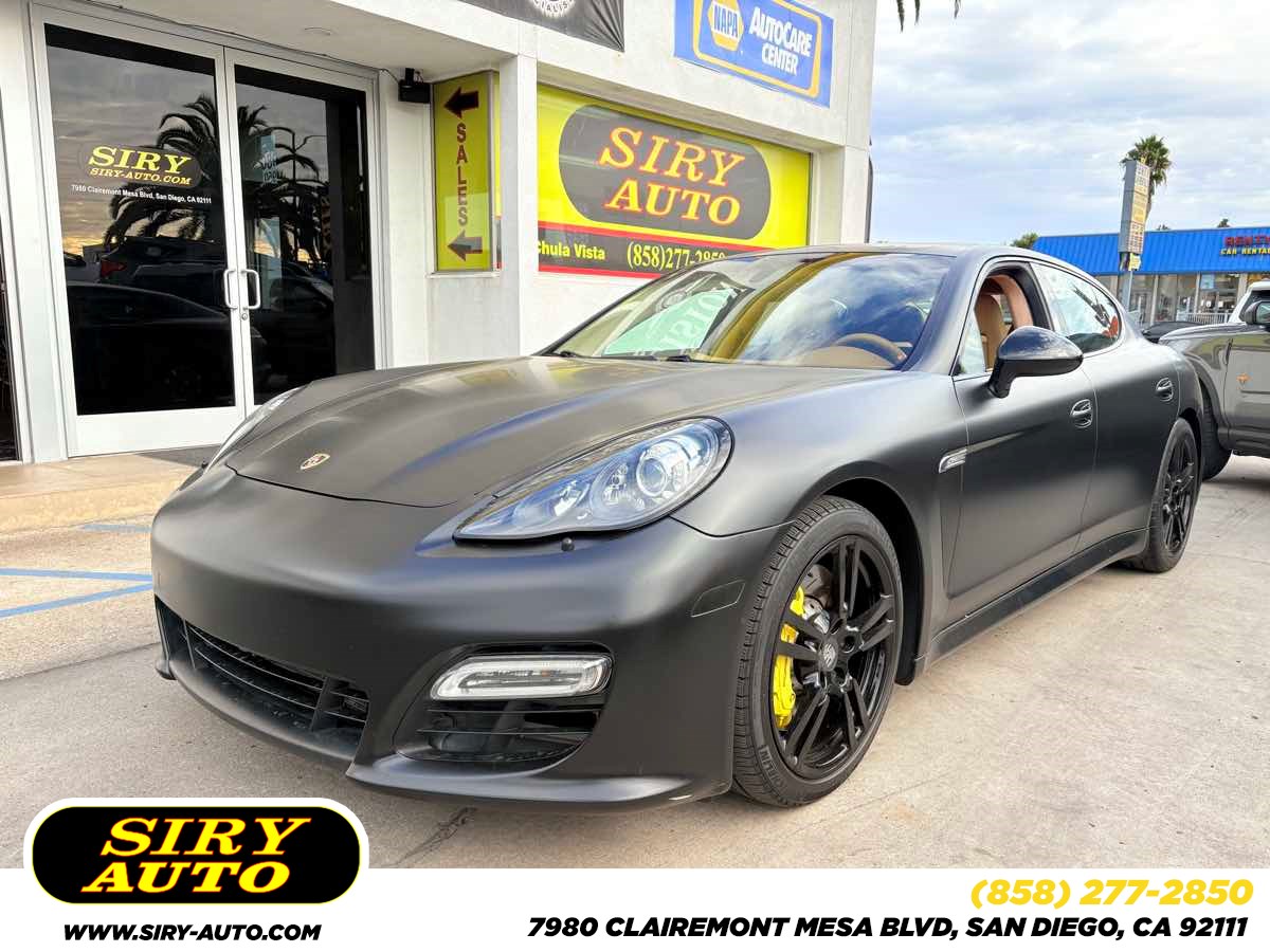 2013 Porsche Panamera GTS's photo