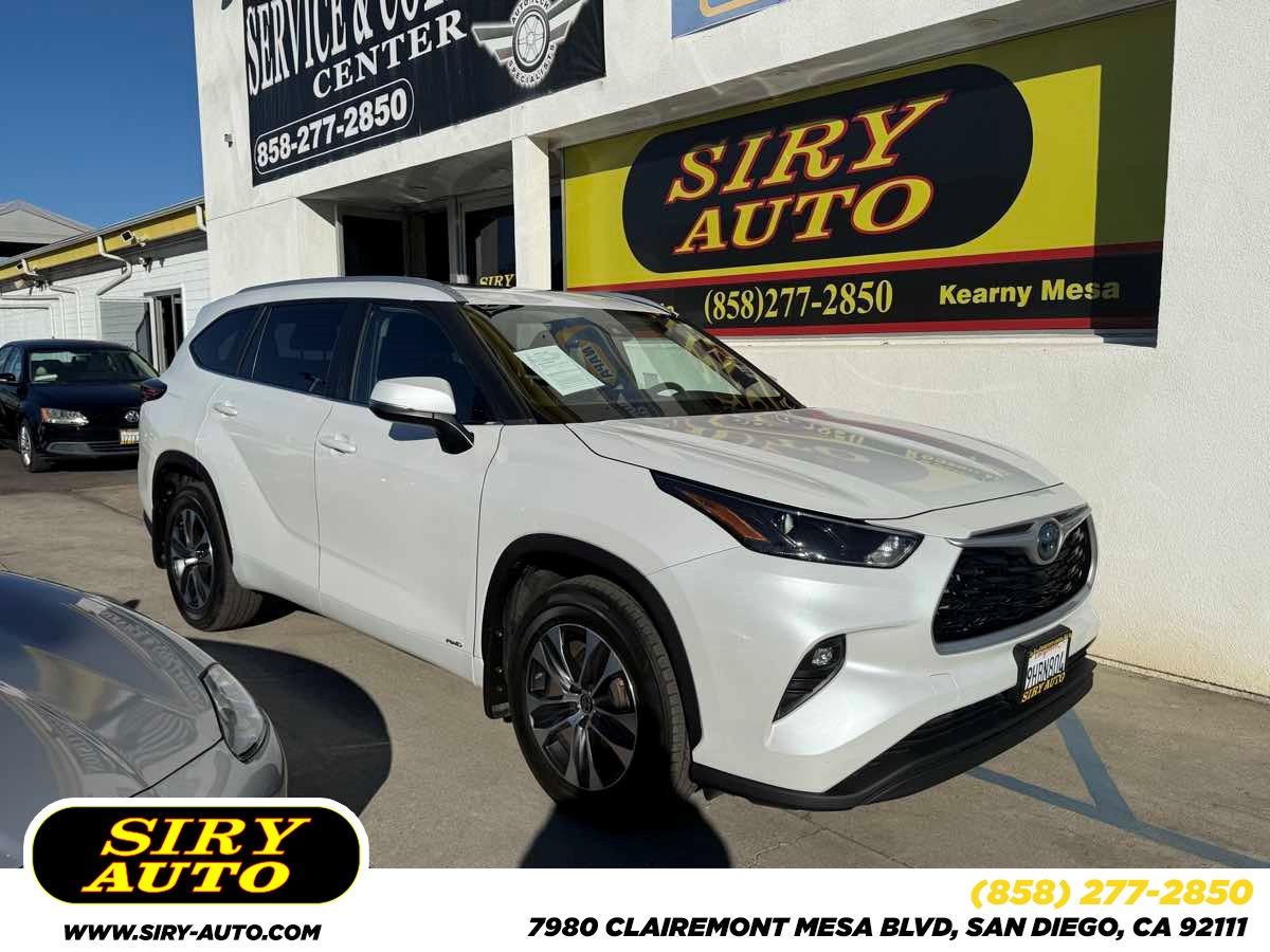 2023 Toyota Highlander XLE's photo