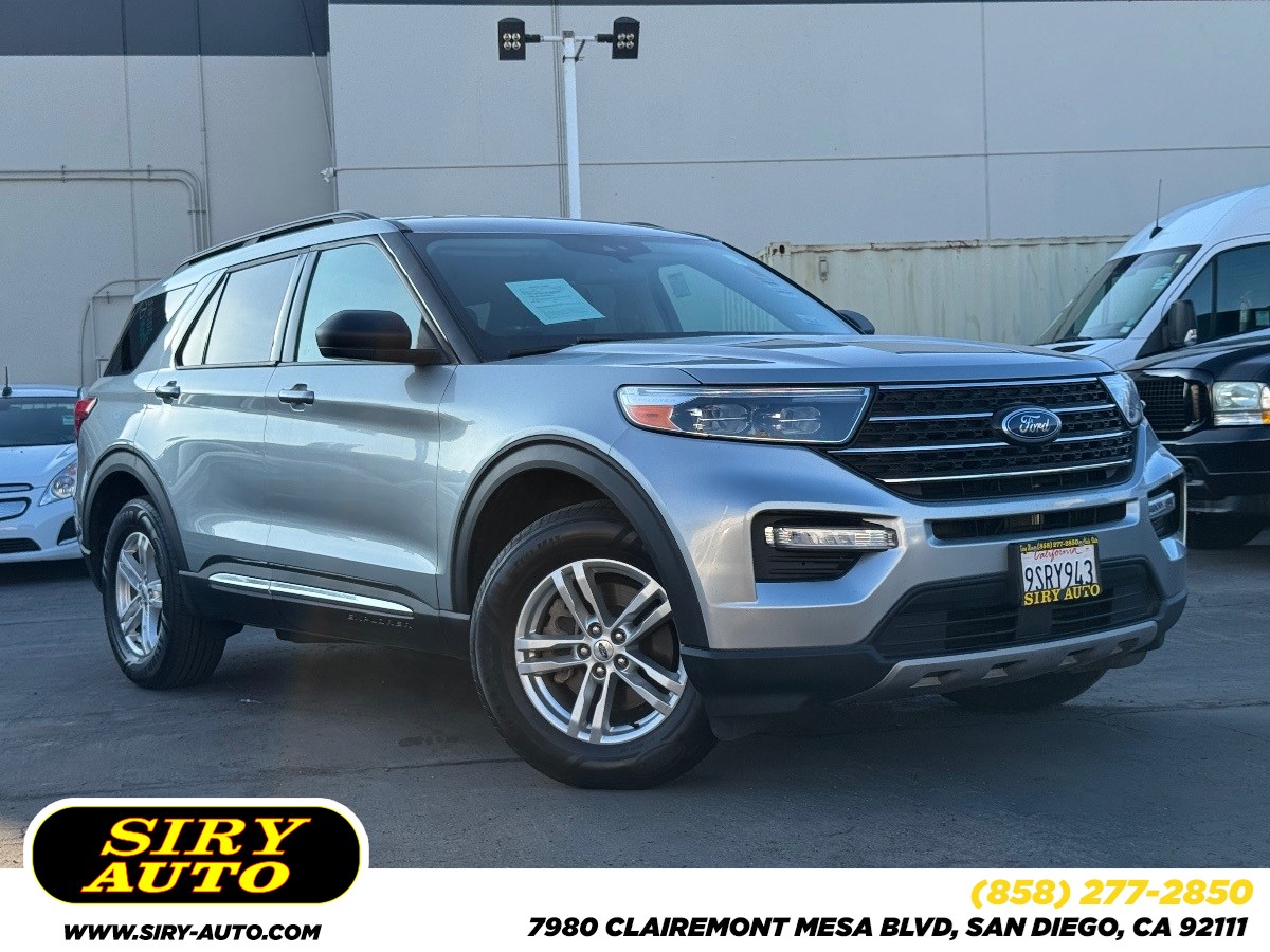 2023 Ford Explorer XLT's photo