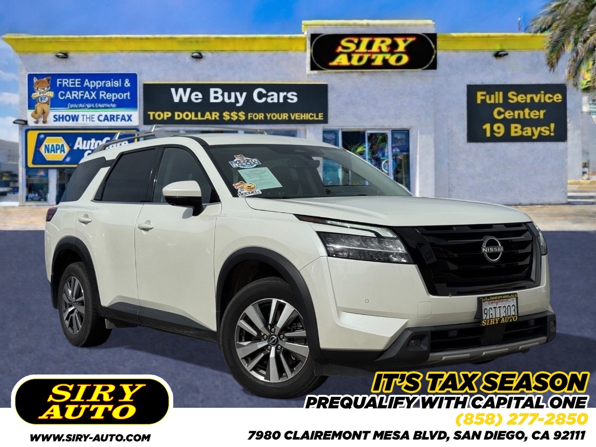 2023 Nissan Pathfinder SL