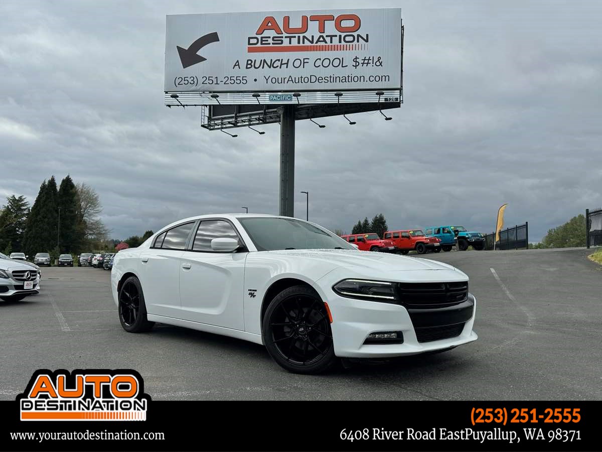 2017 Dodge Charger R/T's photo