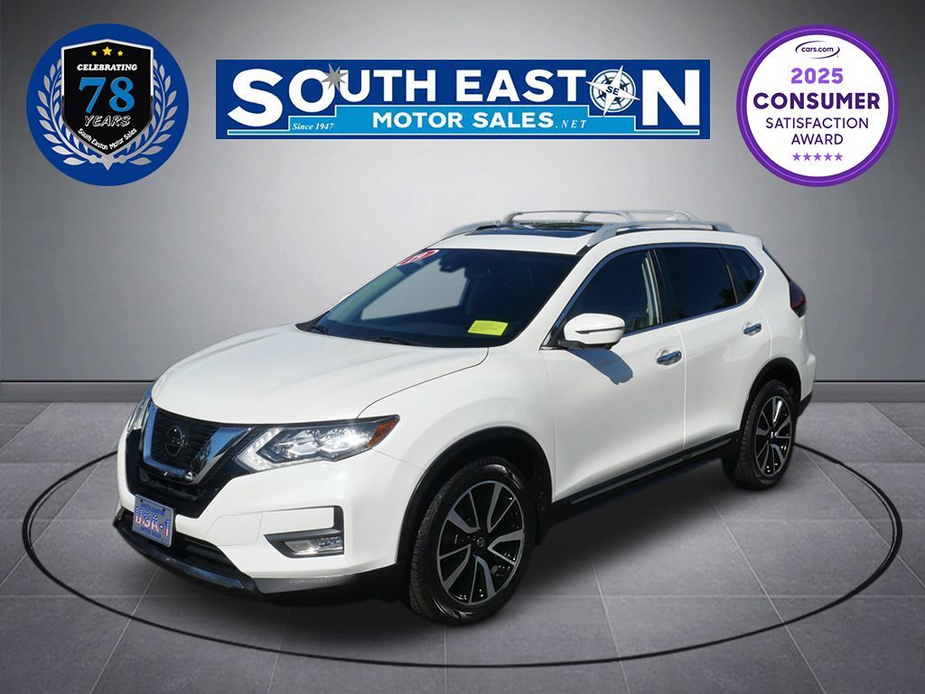 2019 Nissan Rogue SL's photo