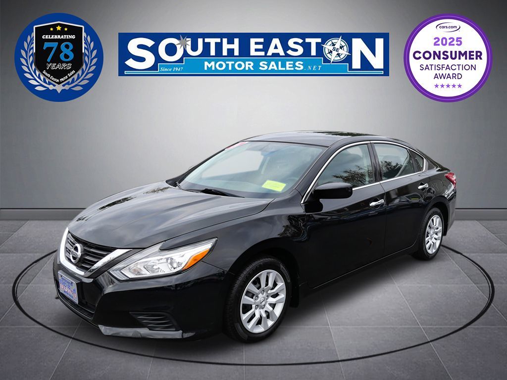 2016 Nissan Altima S's photo