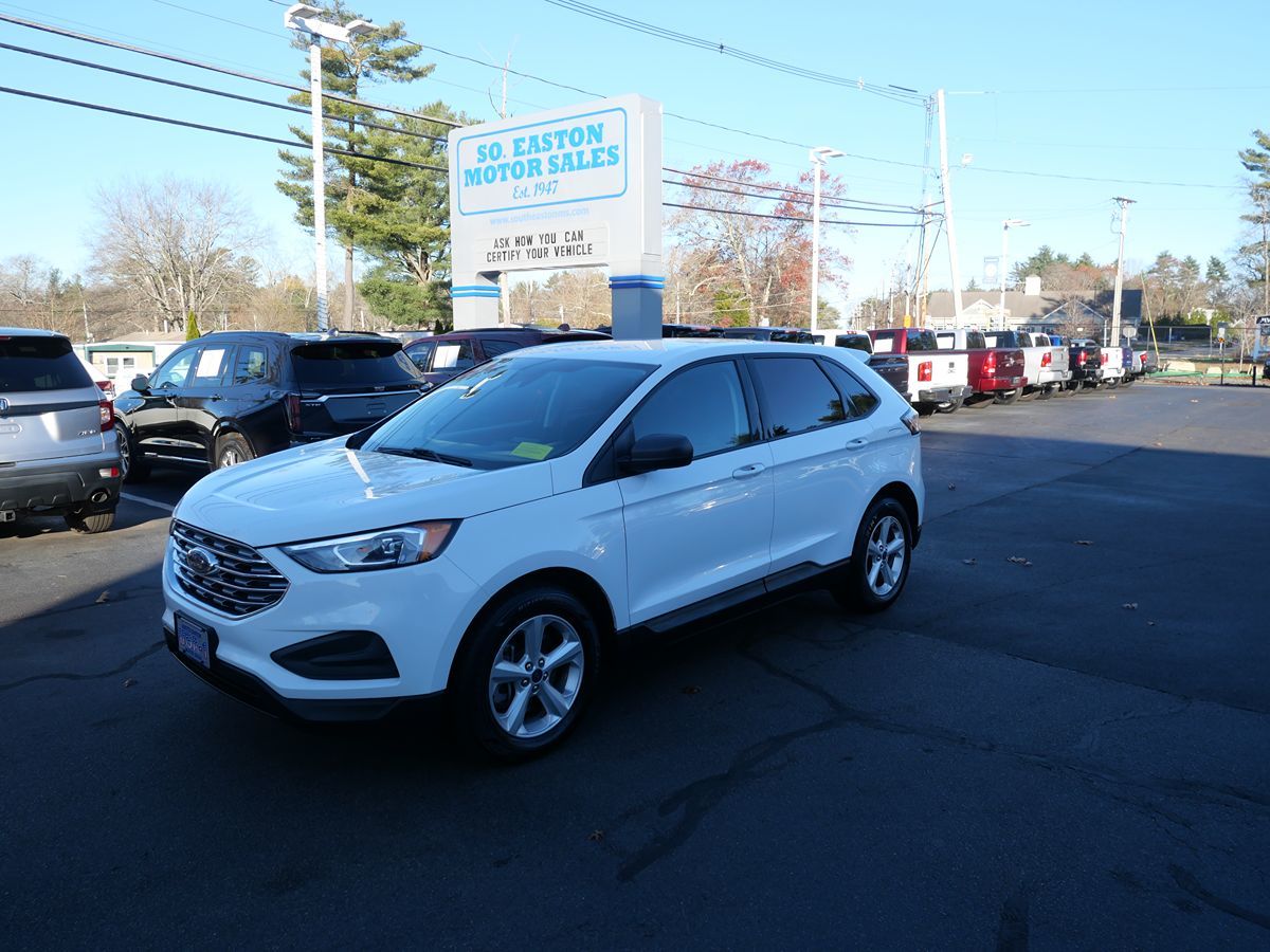 2021 Ford Edge SE's photo