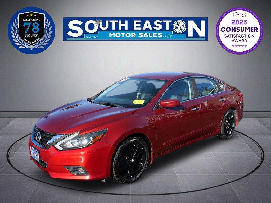 2016 Nissan Altima SR's photo
