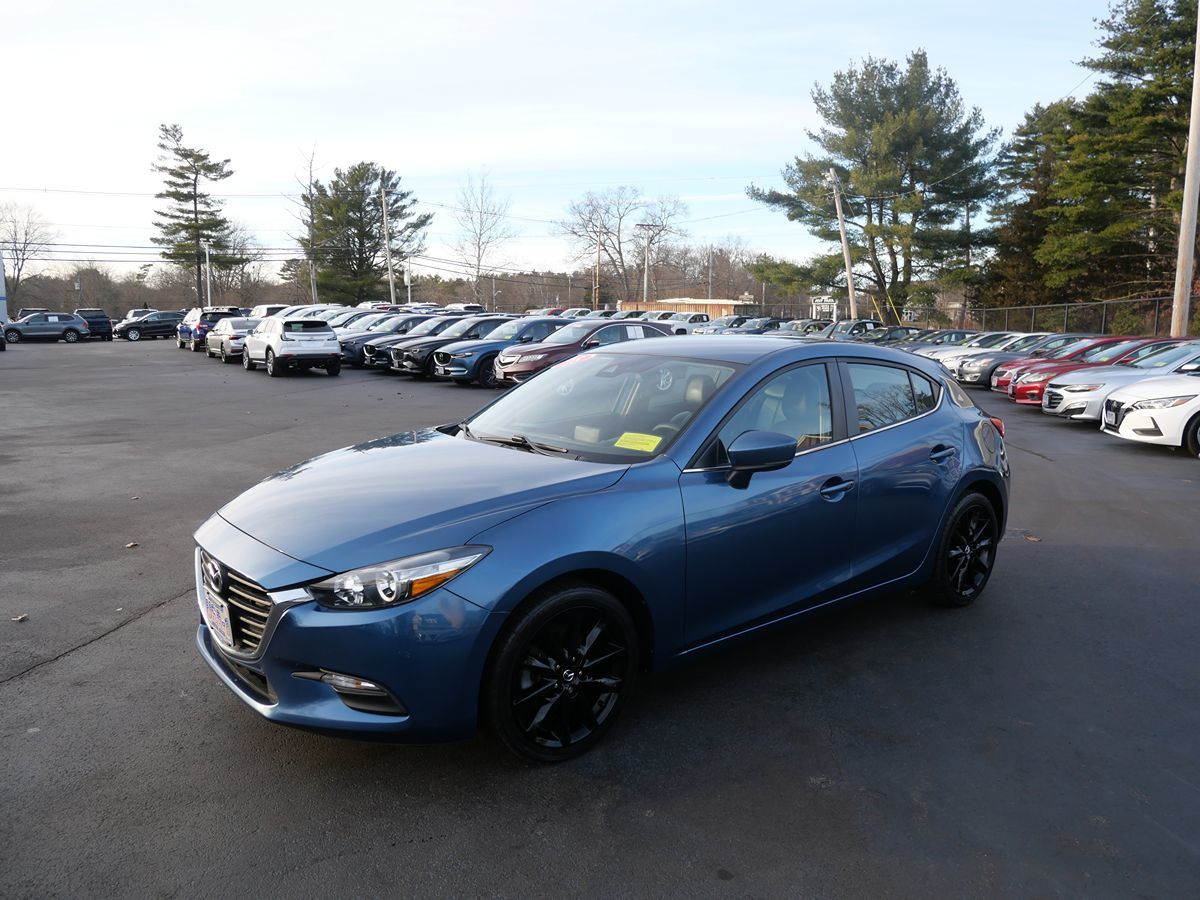 2018 Mazda Mazda3 Touring's photo