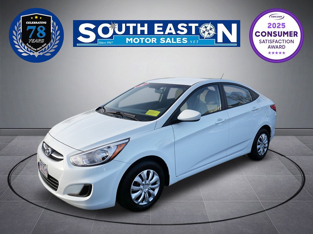 2016 Hyundai Accent SE's photo