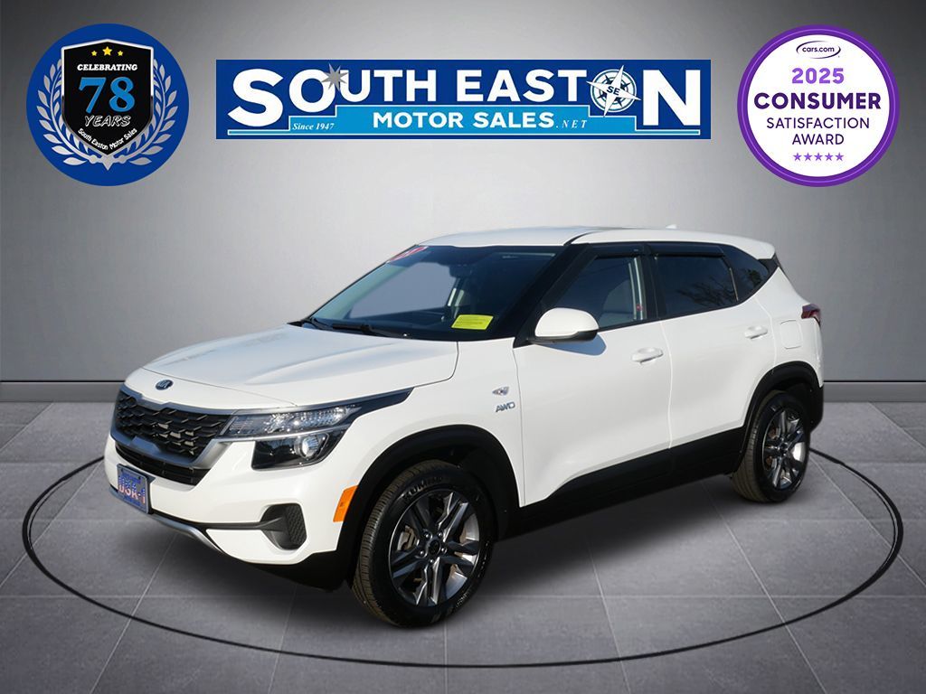 2021 Kia Seltos LX's photo