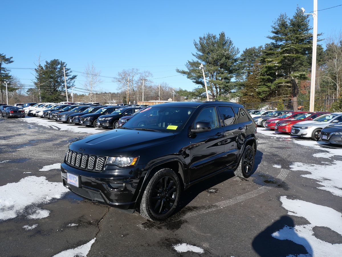 2019 Jeep Grand Cherokee Altitude's photo