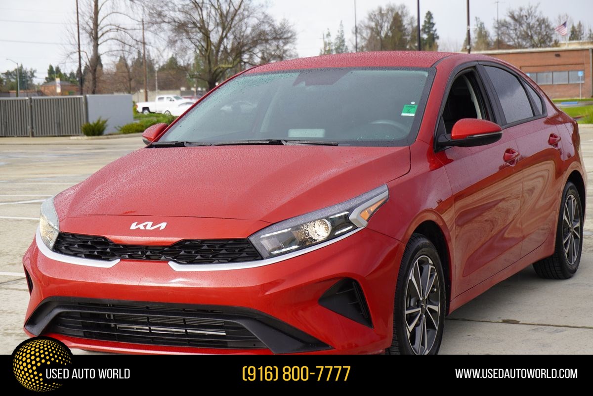 2023 Kia Forte LXS