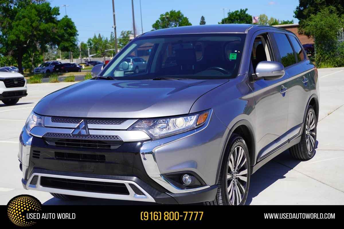 2019 Mitsubishi Outlander SE
