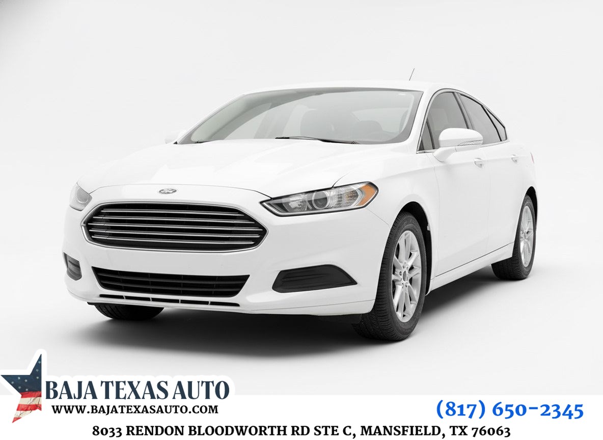 2016 Ford Fusion SE's photo