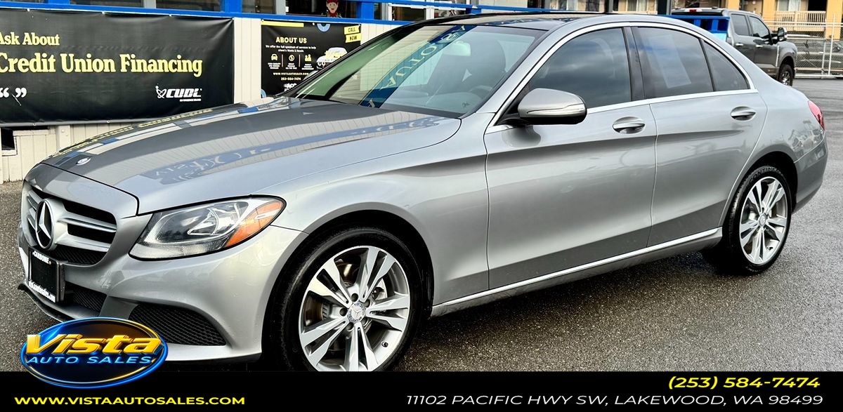 2015 Mercedes-Benz C-Class C300's photo