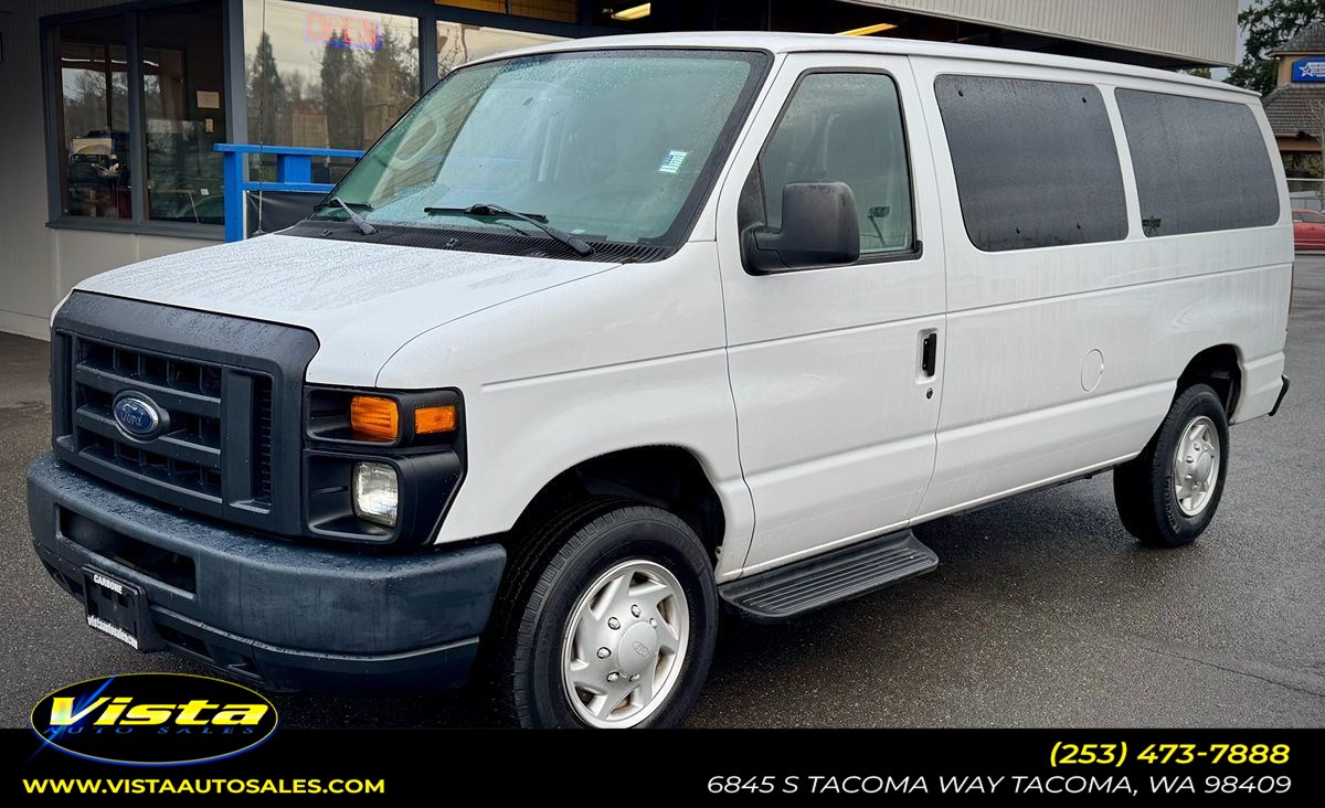 2013 Ford E-Series Econoline Wagon XLT's photo