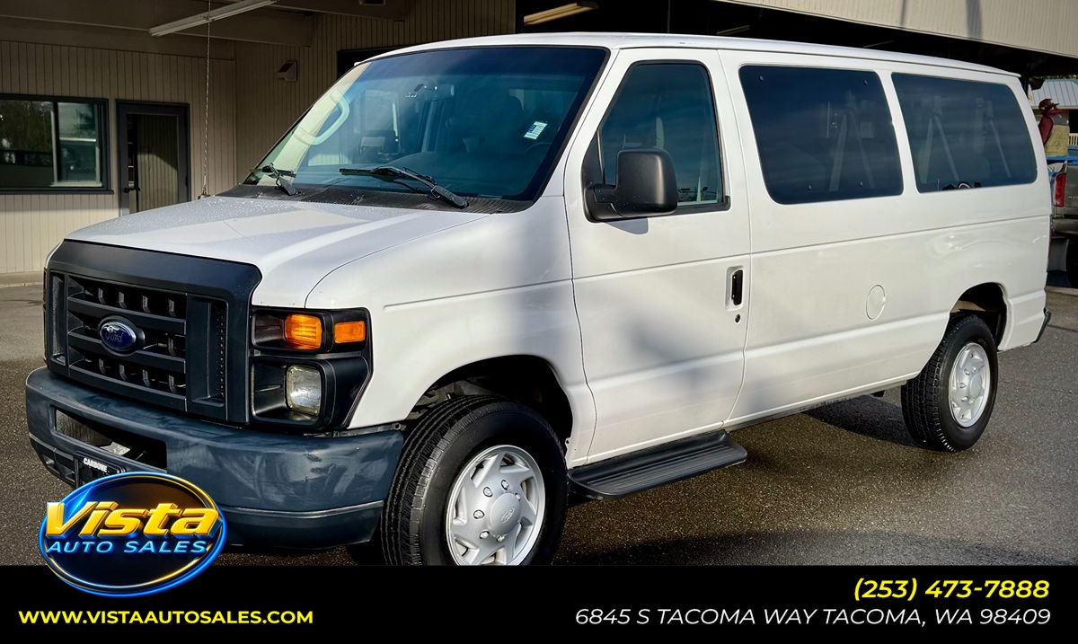 2013 Ford E-Series Econoline Wagon XLT's photo