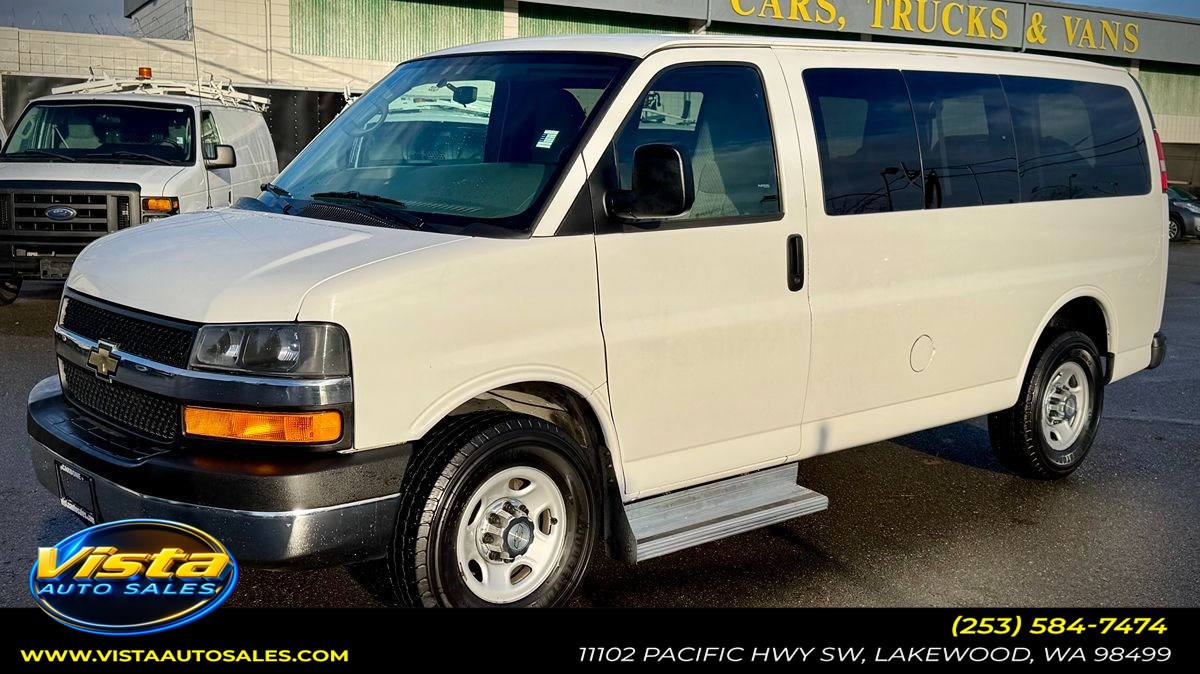 2015 Chevrolet Express Passenger LS