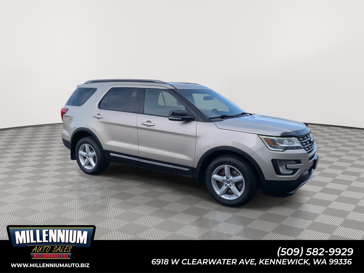2017 Ford Explorer XLT's photo
