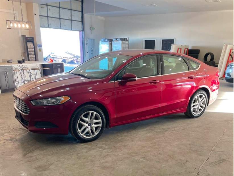 2014 Ford Fusion SE's photo
