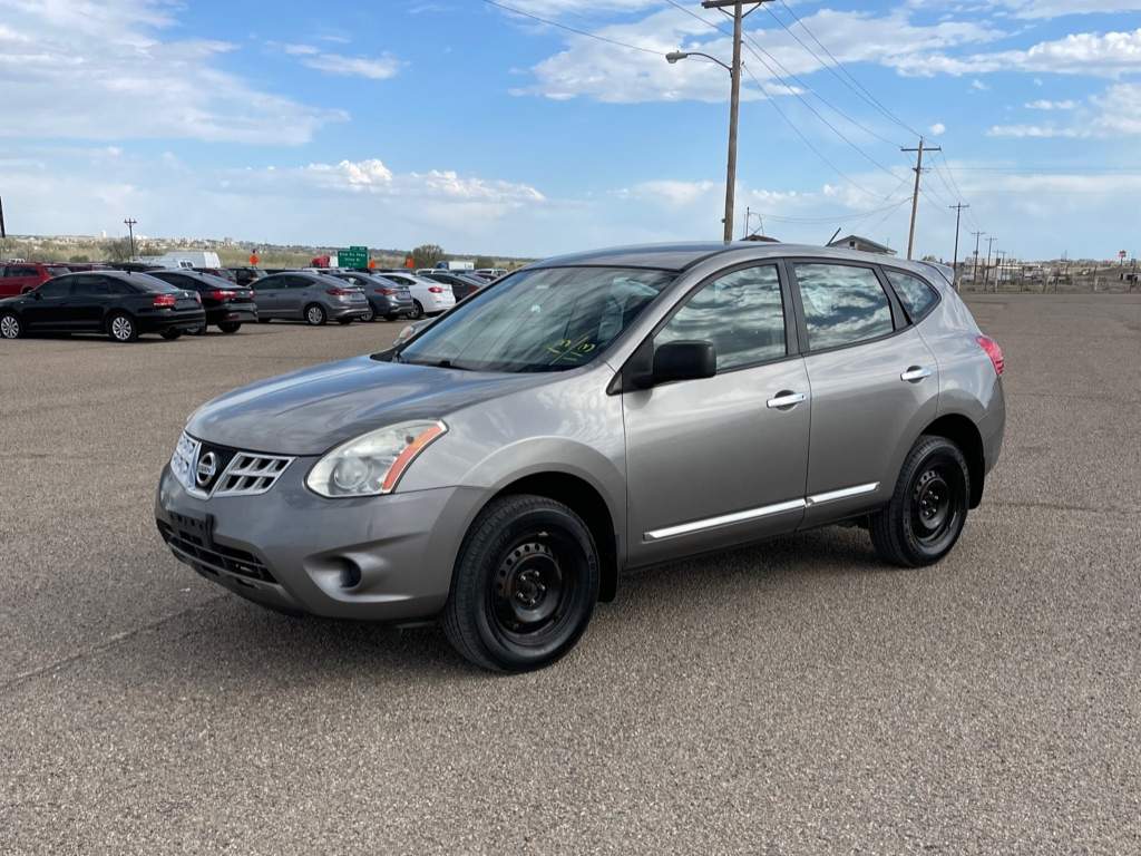 2013 Nissan Rogue S's photo