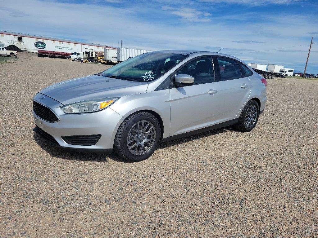 2015 Ford Focus SE's photo