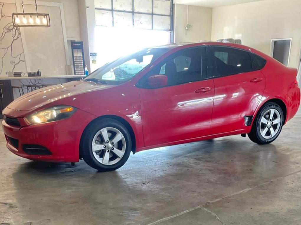 2016 Dodge Dart SXT's photo