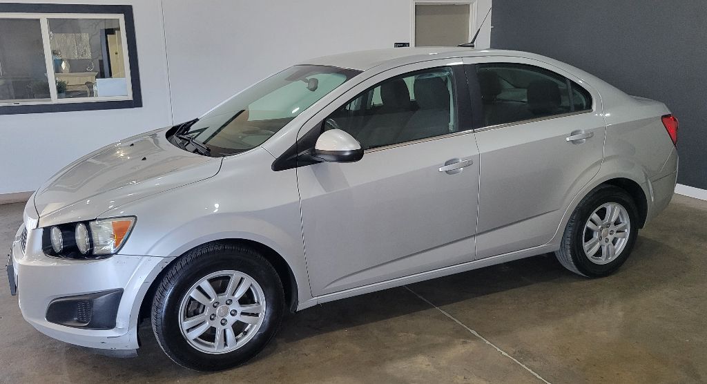 2013 Chevrolet Sonic LT's photo