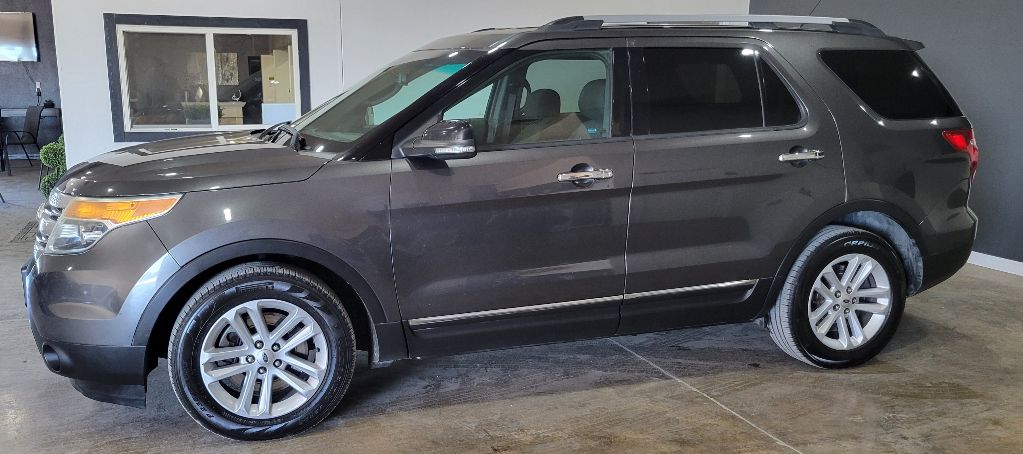 2015 Ford Explorer XLT's photo