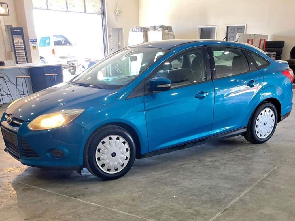 2013 Ford Focus SE's photo