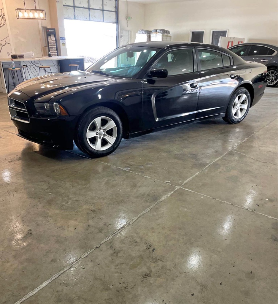 2014 Dodge Charger SXT's photo