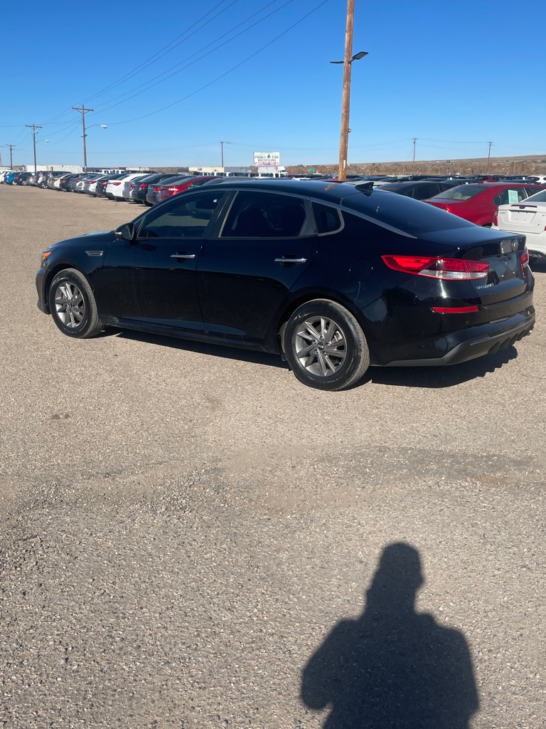 2020 Kia Optima LX's photo