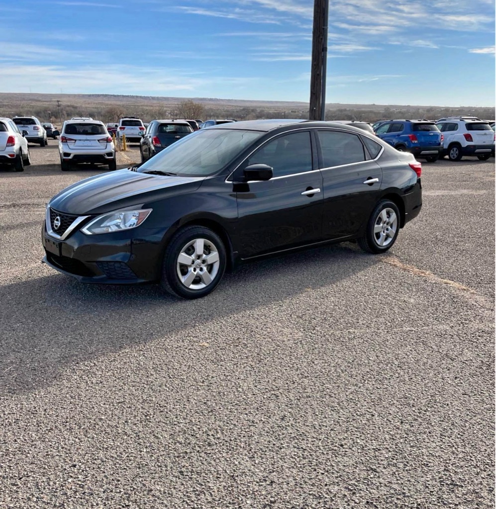2016 Nissan Sentra S's photo