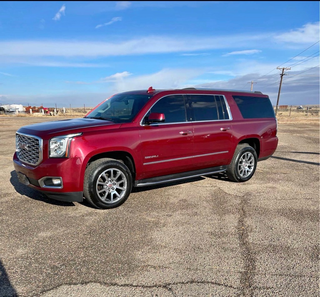 2020 GMC Yukon XL Denali's photo