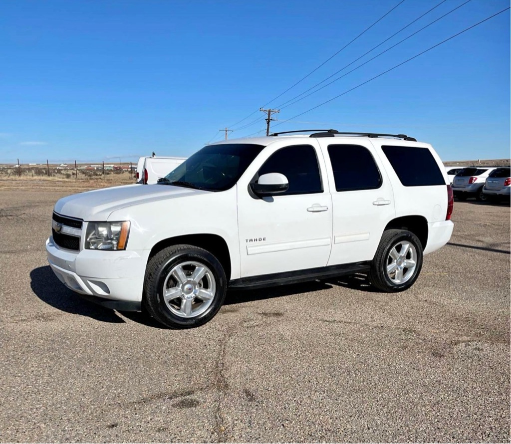 2012 Chevrolet Tahoe LS's photo