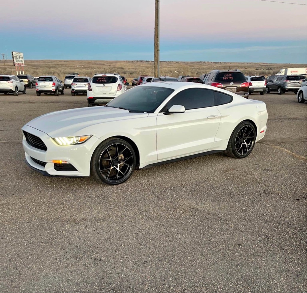 2016 Ford Mustang V6