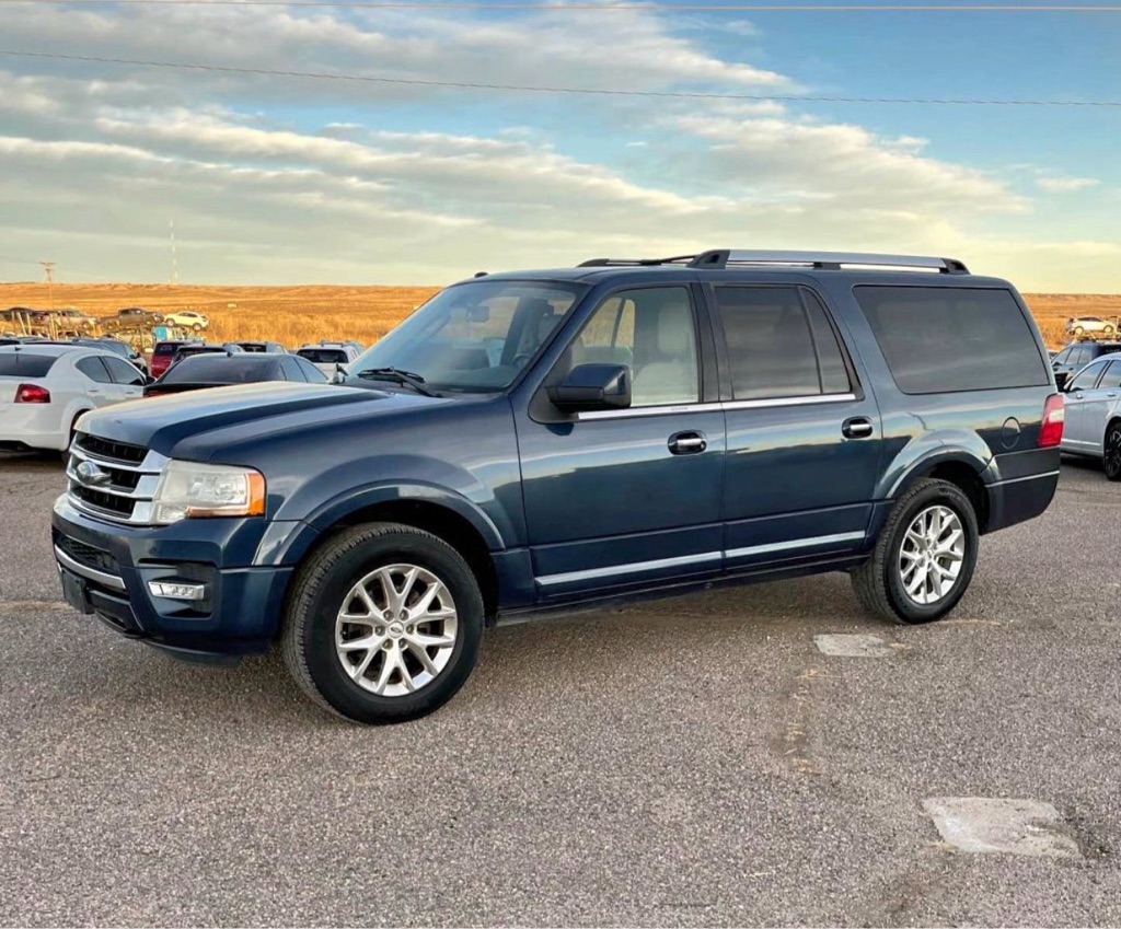 2015 Ford Expedition Limited's photo