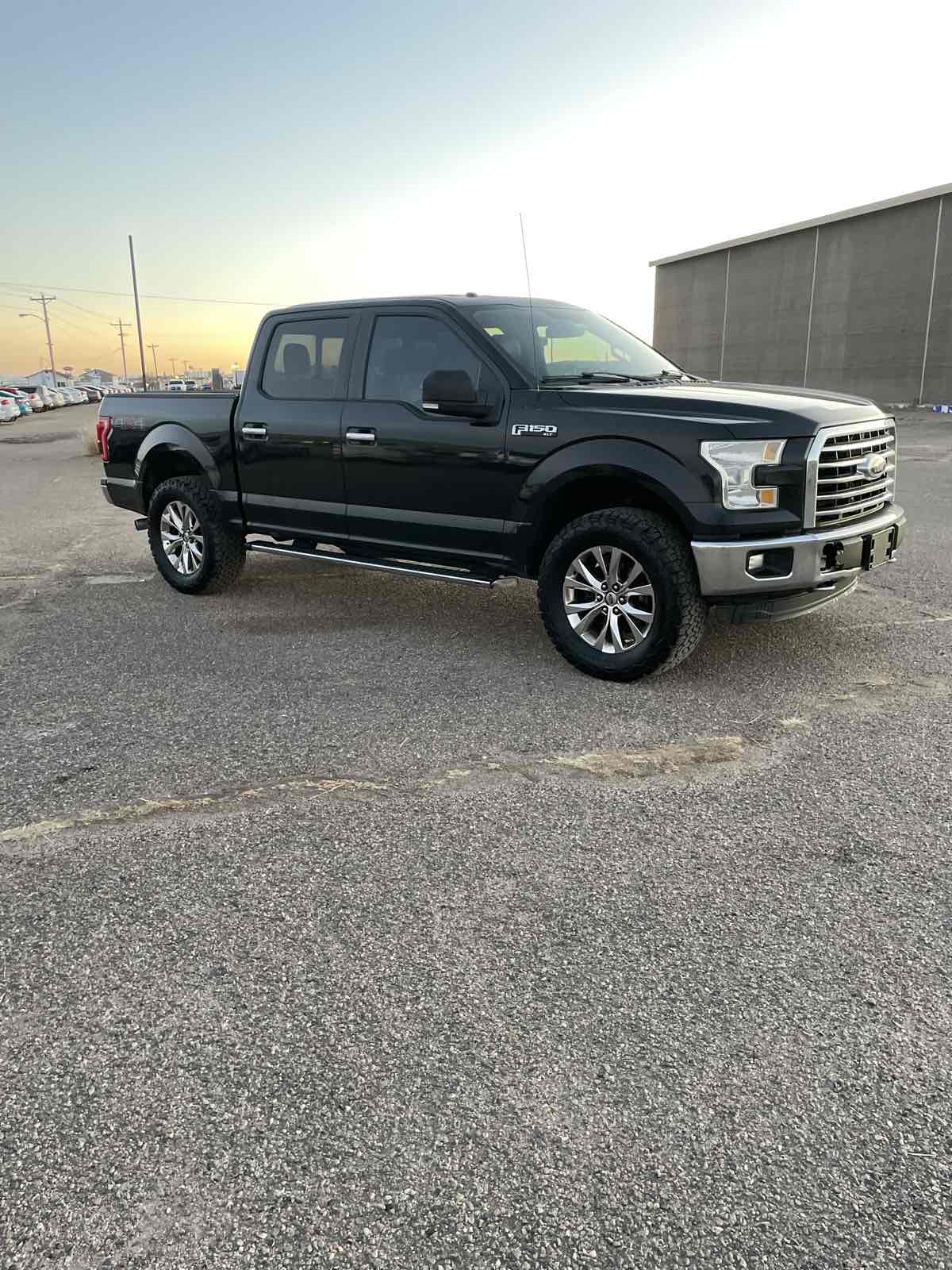 2015 Ford F-150 XL's photo