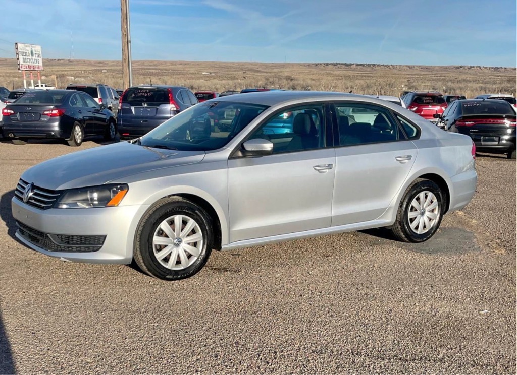 2013 Volkswagen Passat S