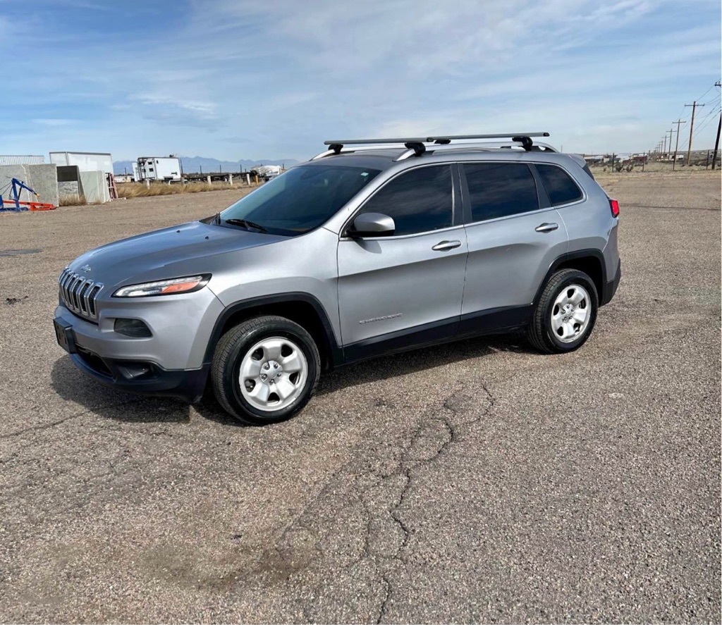 2015 Jeep Cherokee Sport