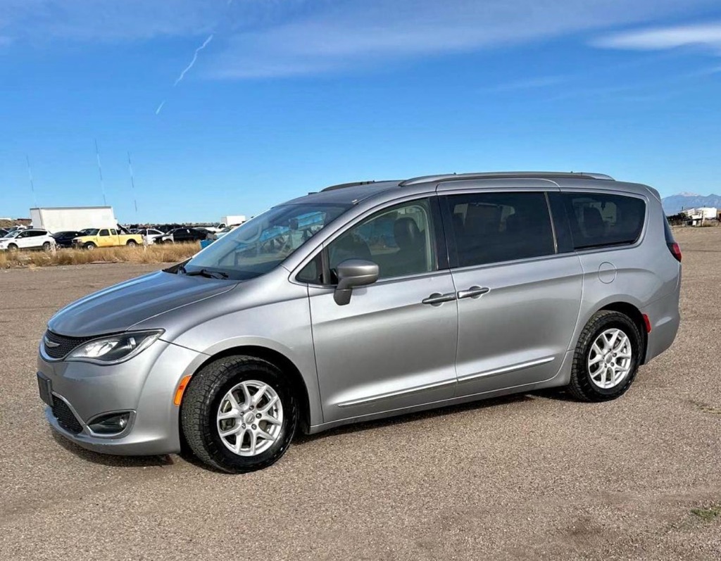2020 Chrysler Pacifica Touring L