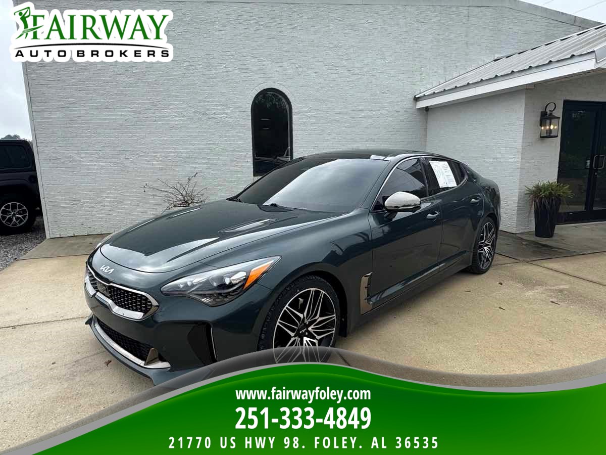 2022 Kia Stinger GT2's photo