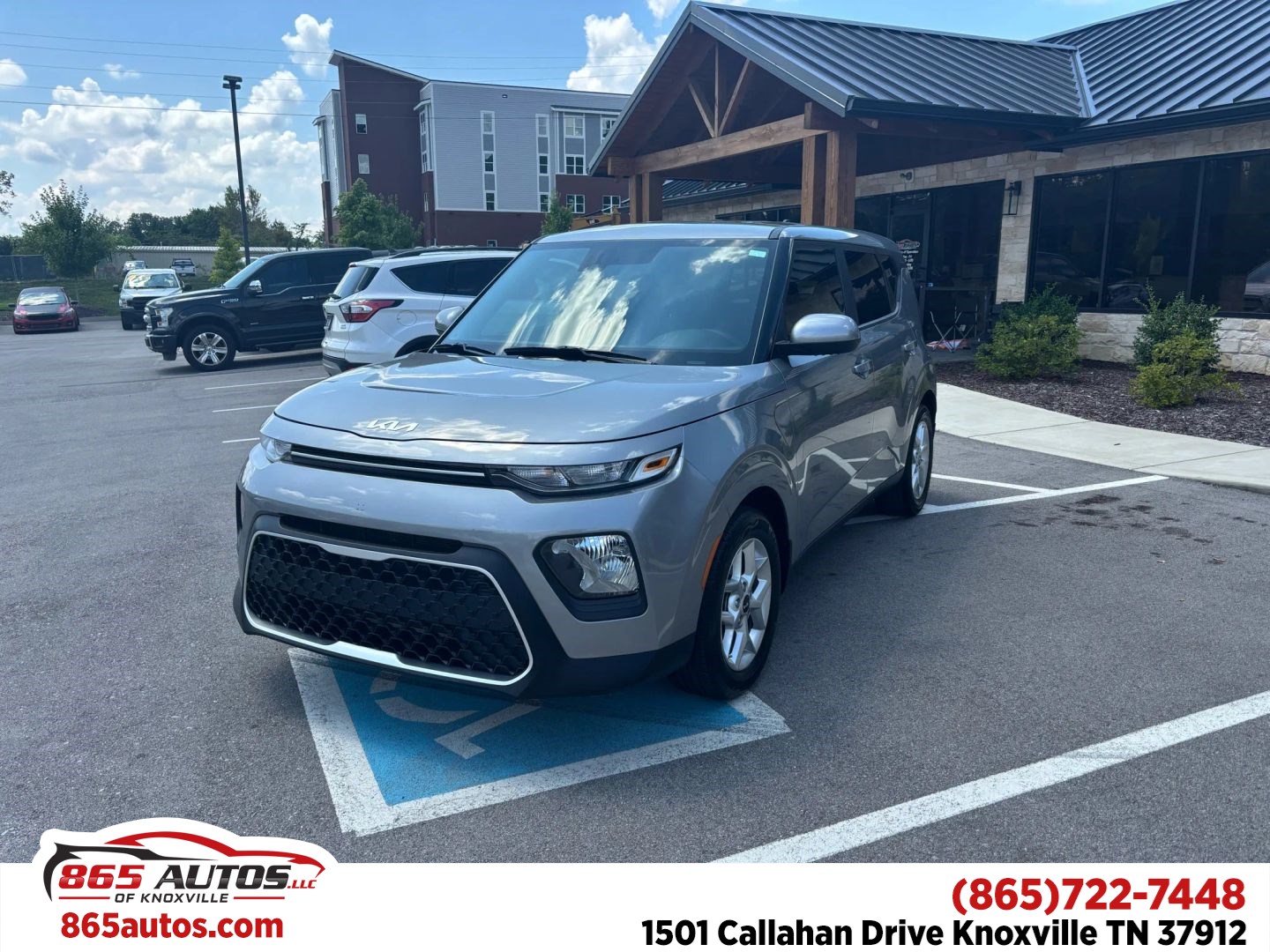 2022 Kia Soul LX's photo