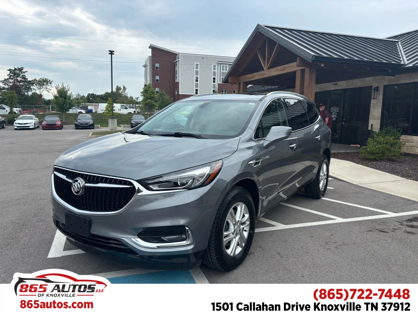 2019 Buick Enclave Essence's photo