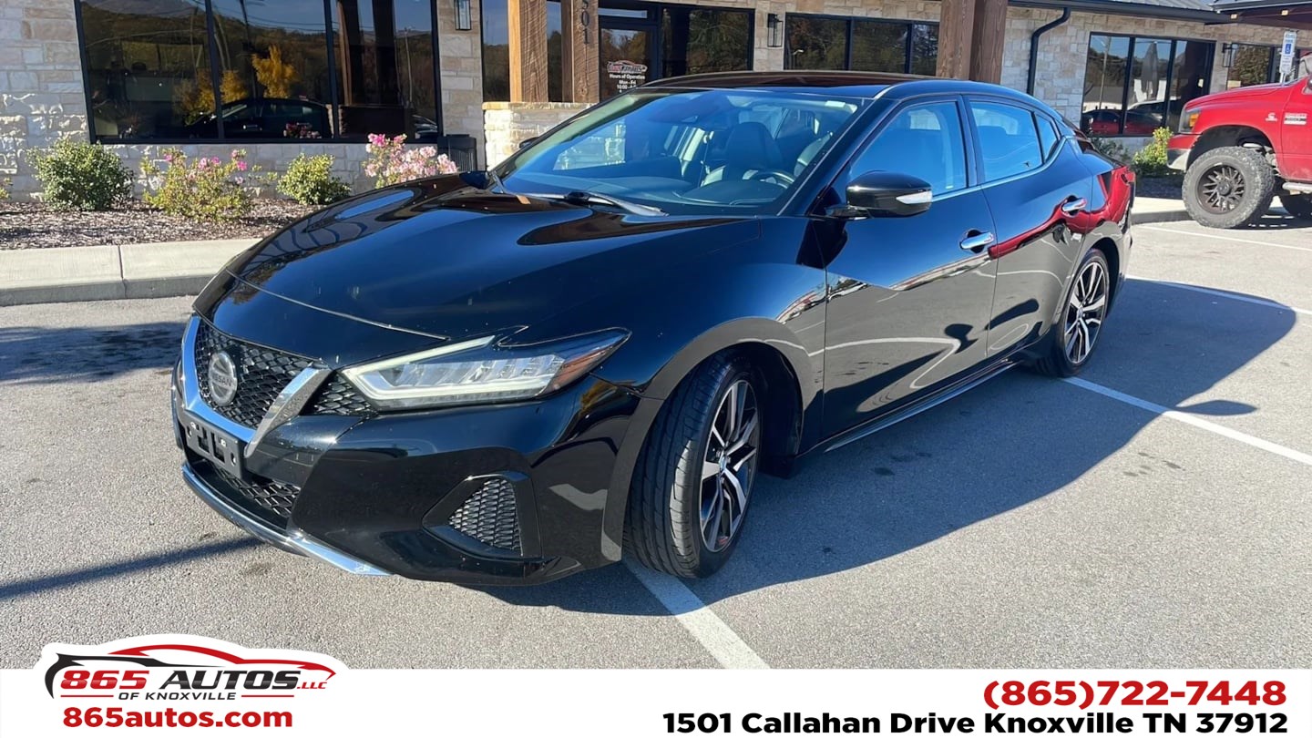 2021 Nissan Maxima SV's photo