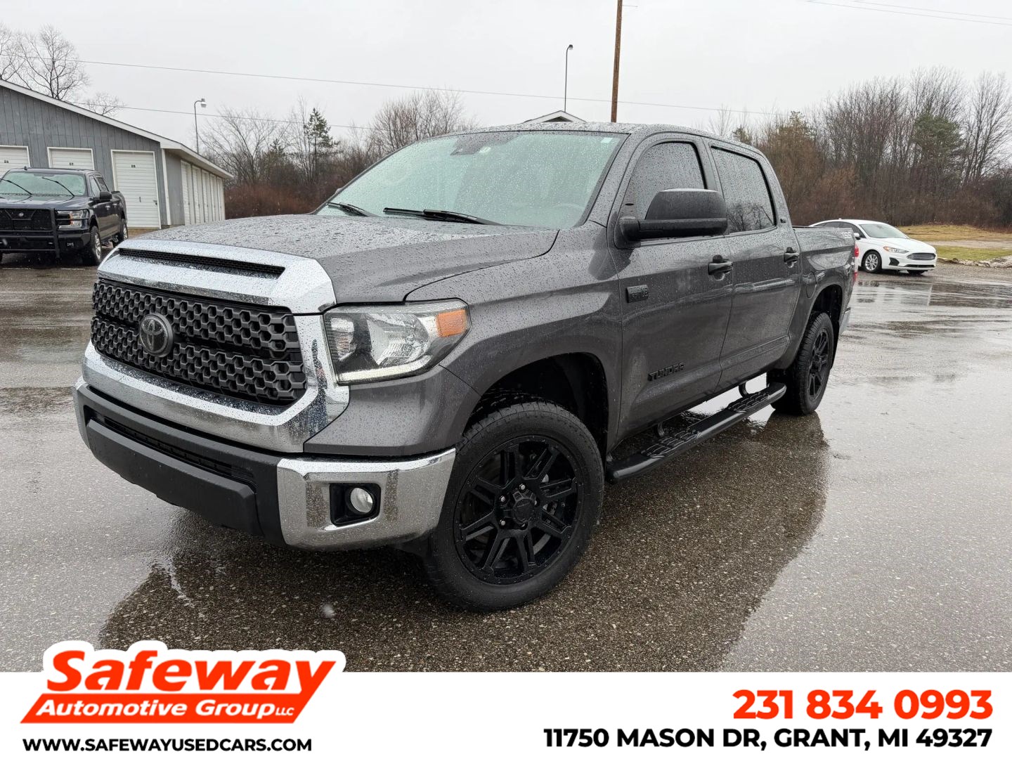 2020 Toyota Tundra SR5's photo